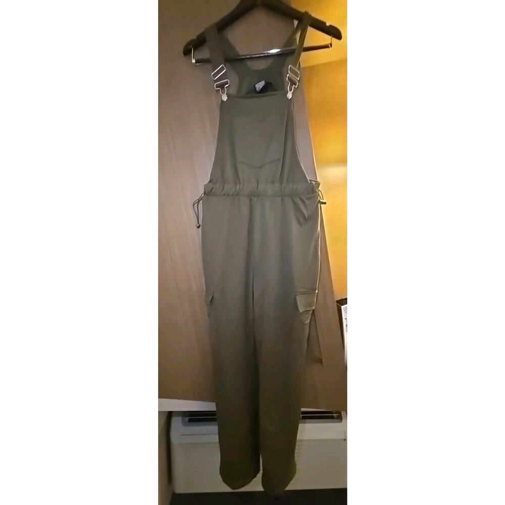 Derek Heart Women's Green Jumpsuit Size Medium Overallsโ